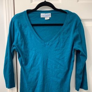 Blue Bayou size L 3/4 blue top
